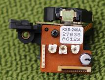PU5送料無料 未使用 新品 日本製 KSS-240A CDピックアップ 光ピックアップ 光学レンズ MADE IN JAPAN 同梱可能 管理1022nmm_画像1