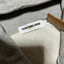 A BATHING APE BAPE KAWS BABY MILO ANIMAL アニマル　ベビーマイロ　HOODIE パーカー　スウェット　L grey SHARK CAMO 迷彩_画像4