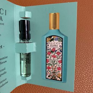 【未使用】GUCCI 香水　FLORA 1.5ml GORGEOUS JASMINE グッチ