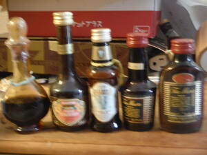  various liqueur 5ps.@r not yet . plug 
