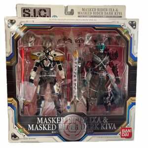 S.I.C. VOL.54 仮面ライダーイクサ＆仮面ライダーダークキバ【開封済　未使用】