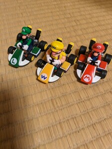 マリオカート8　プルバックカー 　マリオ　　ルイージ　ワリオ　3個セット