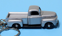 ★☆FORD F1 Pick Up☆フォード F1 ピックアップ☆1948☆トラック☆ミニカー☆キーホルダー・アクセサリー☆★_画像2