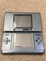 H86☆送料無料☆Nintendo DS 本体『NTR-001(JPN)』3台 まとめ 任天堂 ニンテンドー 動作未確認 中古 ジャンク_画像5