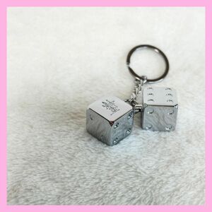 STUSSY ステューシー　キーホルダー　MetalDiceKeychain