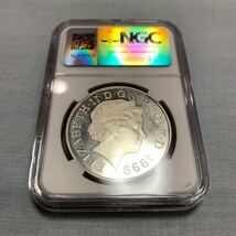 1999年ダイアナ妃追悼記念コイン　シルバープルーフ5ポンド銀貨　NGC PF65UC_画像2