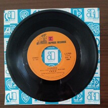 【中森明菜】　DESIRE／LA BOHEME　EPレコード　シングルレコード　パイオニアレコード　昭和レトロ　_画像4