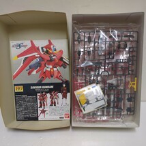 C-5■１円〜未組立 HG 1/144 ZGMF-X88S ガイアガンダム(アンドリュー・バルトフェルド専用機)ZGMF-X23S セイバーガンダム　2体セット_画像3