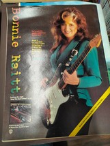 Y:BILLBOARD MAGAZINE 1981 1982 ビルボードマガジン20冊まとめ/Bonnie Raitt/george harrison /jean luc ponty/sammy hagar 現状品 _画像6