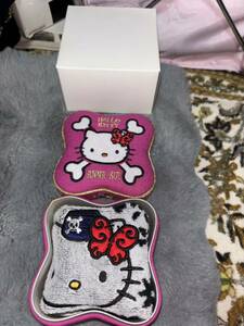 伊勢丹限定バージョン、ANNASUI×HELLO KITTYコラボBOX入りミニタオル・・・黒