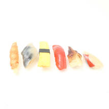 食品サンプル 寿司 すし まぐろ 玉子 ハマチ カニ トリ貝 サバ 6点 展示 食玩 業務用 リアルサイズ HO357_画像1