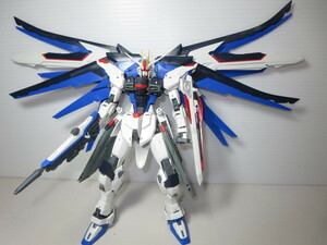 MG 1/100 フリーダムガンダム 機動戦士ガンダムSEED　完成品　　 24/2M(3)2-26