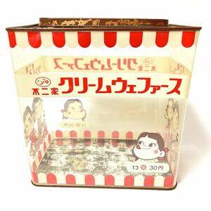 昭和レトロ　当時物　不二家 FUJIYA　ペコちゃん　クリームウェファース 1コ30円 菓子容器　缶　箱　駄菓子屋