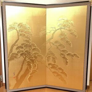 美品　菅原拓洋　金箔盛上げ画　松図二枚折屏風