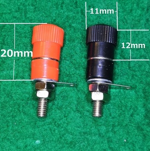 軍式ターミナル赤黒セット　４ｍｍバナナプラグ受けターミナル送料４組迄全国一律ゆうメール１８０円