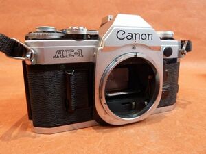 c015 Canon キャノン AE-1 一眼レフフィルム カメラ Size:約 幅14.5x高さ8.5x奥行4.5㎝ シャッター・巻上げ OK /60
