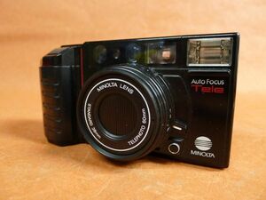 c133 MINOLTA ミノルタ Auto Focus Tele フィルムカメラ Size: 約 幅14x高さ7.5x奥行6.5cm ジャンク扱い/60