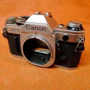 c154 Canon AE-1 ボディ シルバー 一眼レフ フィルムカメラ サイズ:幅約14cm 高さ約9cm 奥行約5cm/60