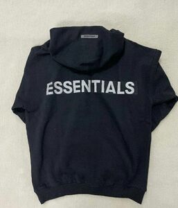 Essentials パーカー