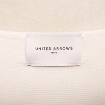 【美品】ユナイテッドアローズ (UNITED ARROWS) Ｖネック カットソー フリーサイズ　オフホワイト 白 無地_画像3