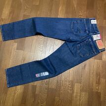 新品♪Levi's≪リーバイス≫♪501 '93 オリジナルフィット インディゴ・ミッドユーズド ボタンフライ ストレッチデニム♪28インチ♪_画像3