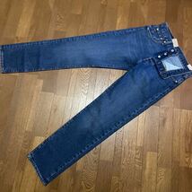 新品♪Levi's≪リーバイス≫♪501 '93 オリジナルフィット インディゴ・ミッドユーズド ボタンフライ ストレッチデニム♪28インチ♪_画像1