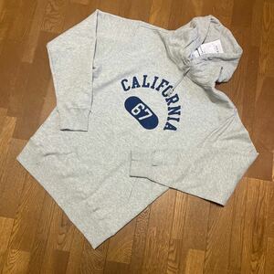 新品♪(チャンピオン)Champion ♪ アメカジ♪プリントパーカー プルオーバー♪グレー♪サイズL♪