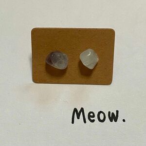 Meow shop 天然石ピアス