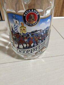 オクトーバーフェス　ビールジョッキ