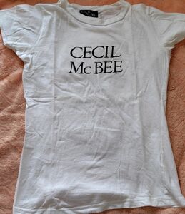 CECIL McBEE　半袖ロゴTシャツ