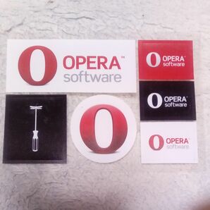 非売品 Opera Software ノベルティー ステッカー