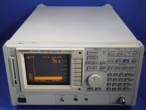 ADVANTEST R3261C SPECTRUM ANALYZER 9kHz-2.6GHz