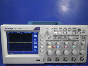 ★Tektronix TDS2024C　　OSCILLOSCOPE 200MHz、2GS/s★