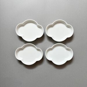 【　処分特価　】　美濃焼　雲型　クラウド　豆皿　小皿　4枚