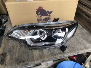 美品　ホンダ　FIT/フィット　GK3/GK5　左ライト/左ヘッドライト　LED　純正　STANLEY　W0350