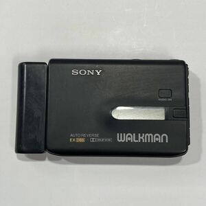 TR82 通電OK SONY WM-FX70 WALKMAN カセットウォークマン ポータブルラジオカセットプレーヤー ソニー 外付け電池ケース付