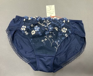 AMO'S STYLE BY Triumph　Mサイズ　紺色花柄　・ショーツ　アモスタイルレース　プライスタグカット品10209931-M008