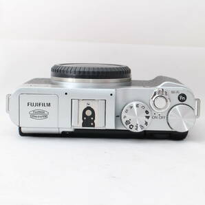 ☆実用品☆ FUJIFILM フジフィルム X-A1 ボディ シルバー #1970の画像4