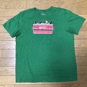 NIKE GOLF BEER COOLER GRAPHIC MEN’S SHORT SLEEVE T-SHIRTS size-M(着丈64身幅52) 中古(美品) 送料無料 NCNR