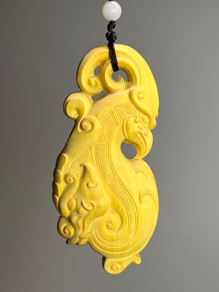 龍根付 細密木彫 本物黄楊木 一刀彫 (竜/辰) 飾り お土産 お守り 贈り物