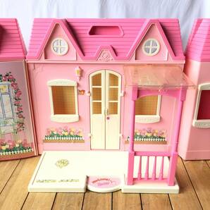 ＊Barbie かぎがついている ピンクのバービーハウス 小さく畳める 持ち運び おうち 玩具 人形遊び 当時物 昭和レトロ パーツ欠品有の画像5
