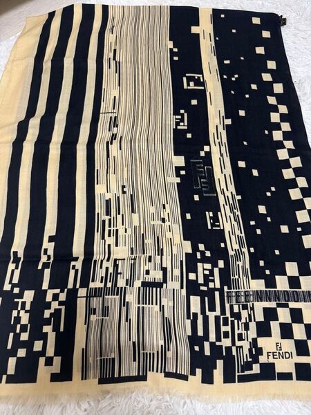 FENDI 大判スカーフ ストール 長方形 シルク