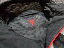 【L】ダイネーゼ メッシュジャケット　48サイズ　DAINESE 肩肘パッド　スライダー付　バイク ライディング ライダース_画像3