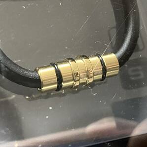 【1円スタート】新品 コラントッテ 磁気ネックレス クレスト Sサイズ 43cm プレミアムゴールド Colantotte CRESTの画像4