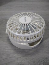 y041822 n 首掛け扇風機、HandFan ハンズフリー ポータブル 扇風機/卓上扇風機 USB充電式扇風機 ポータブル (ホワイト)_画像5