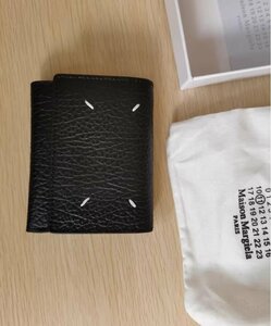 　Maison Margiela マルタンマルジェラ　MM6　メンズ　三つ折り財布　ウォレット　小銭入れあり　本革　牛革