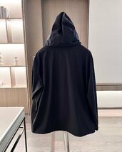 Loro Piana　ロロピアーナ メンズジャケット　マウンテンパーカー　ブルゾン　ジャンパー アウター ブラック　L　春秋　防水 防風_画像2