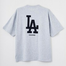 即決 MLB ロサンゼルス・ドジャース レディースTシャツ【M】新品タグ付き 大谷翔平 山本由伸_画像2