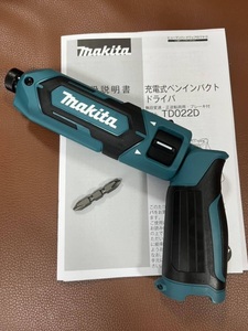 【新品未使用】makita マキタ 充電式 ペンインパクト ドライバ TD022 青　7.2v　写真撮影にのみ開封しました　5000円スタート