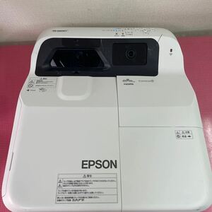 EPSON EB-685WT　超短焦点ビジネスプロジェクター 通電Ok